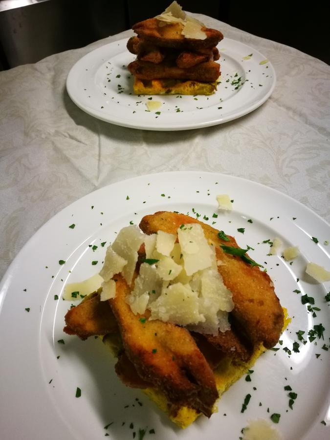 Locanda Della Pieve Tizzano Val Parma Exteriör bild