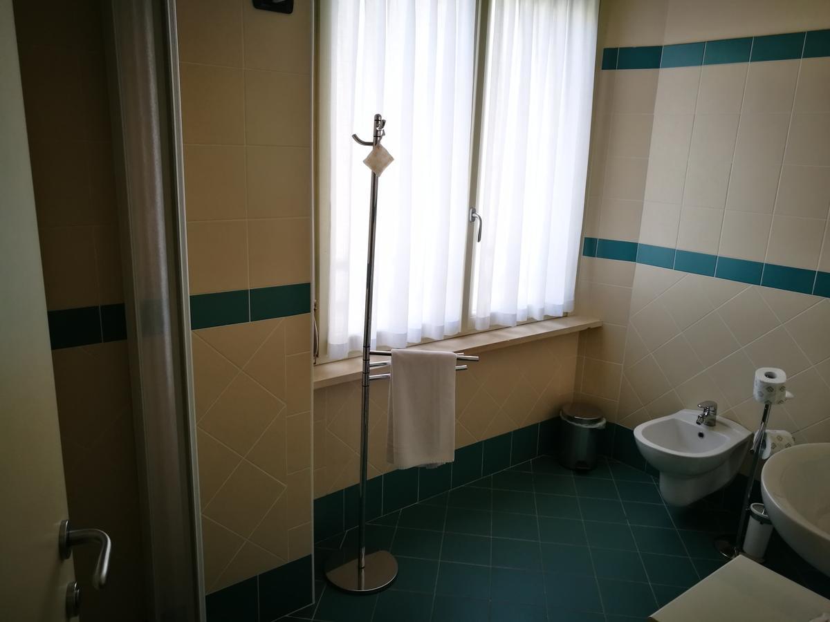 Locanda Della Pieve Tizzano Val Parma Exteriör bild
