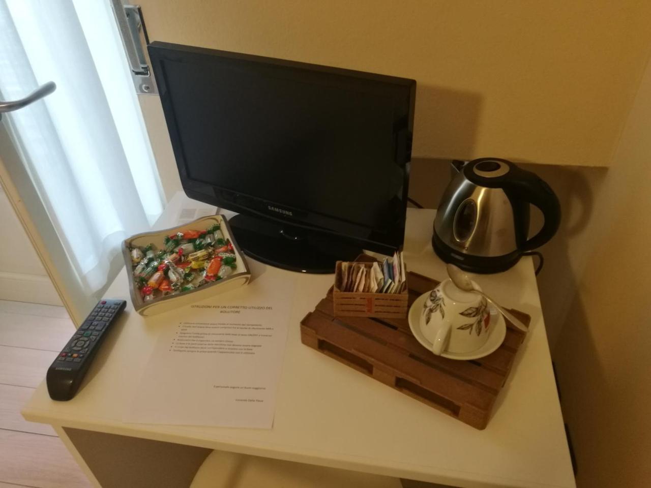 Locanda Della Pieve Tizzano Val Parma Exteriör bild